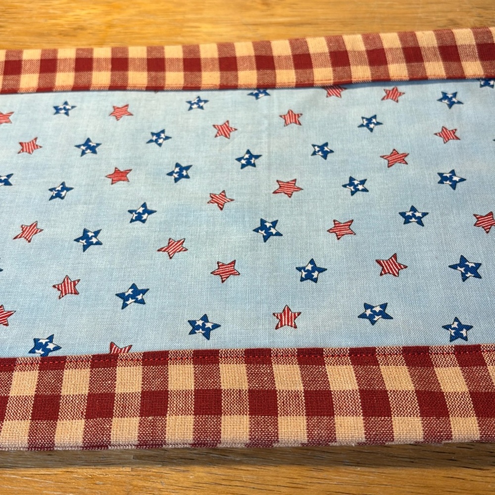 PATRIOTIC Stars table runner